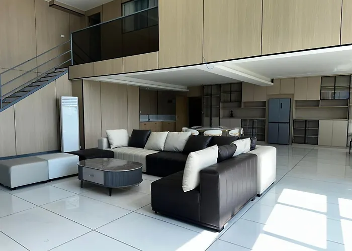 All Season Hotel